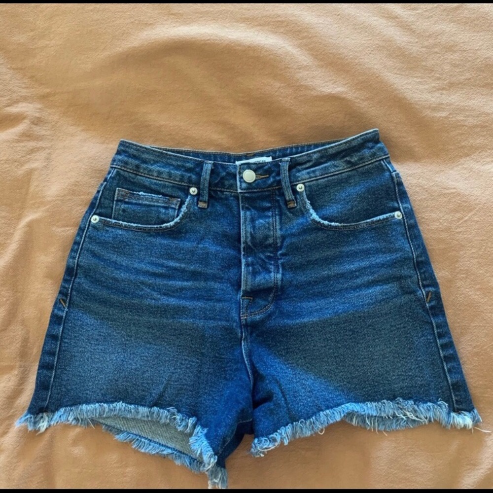 Good American Denim cutoff shorts 4/27